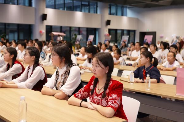 科技向善“益”起来，，，环球360集团首届公益节开幕